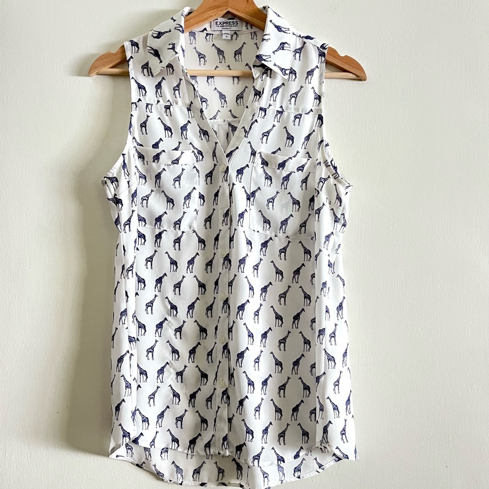 Express Portofino Shirt Sleeveless Giraffe Print Button Down Office White Small